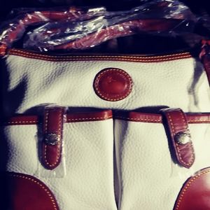 100% Leather Handbag ~ Never Been Used!